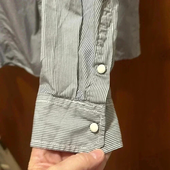 Ecko Unlimited snap shirt size 2 XL - Picture 4 of 6